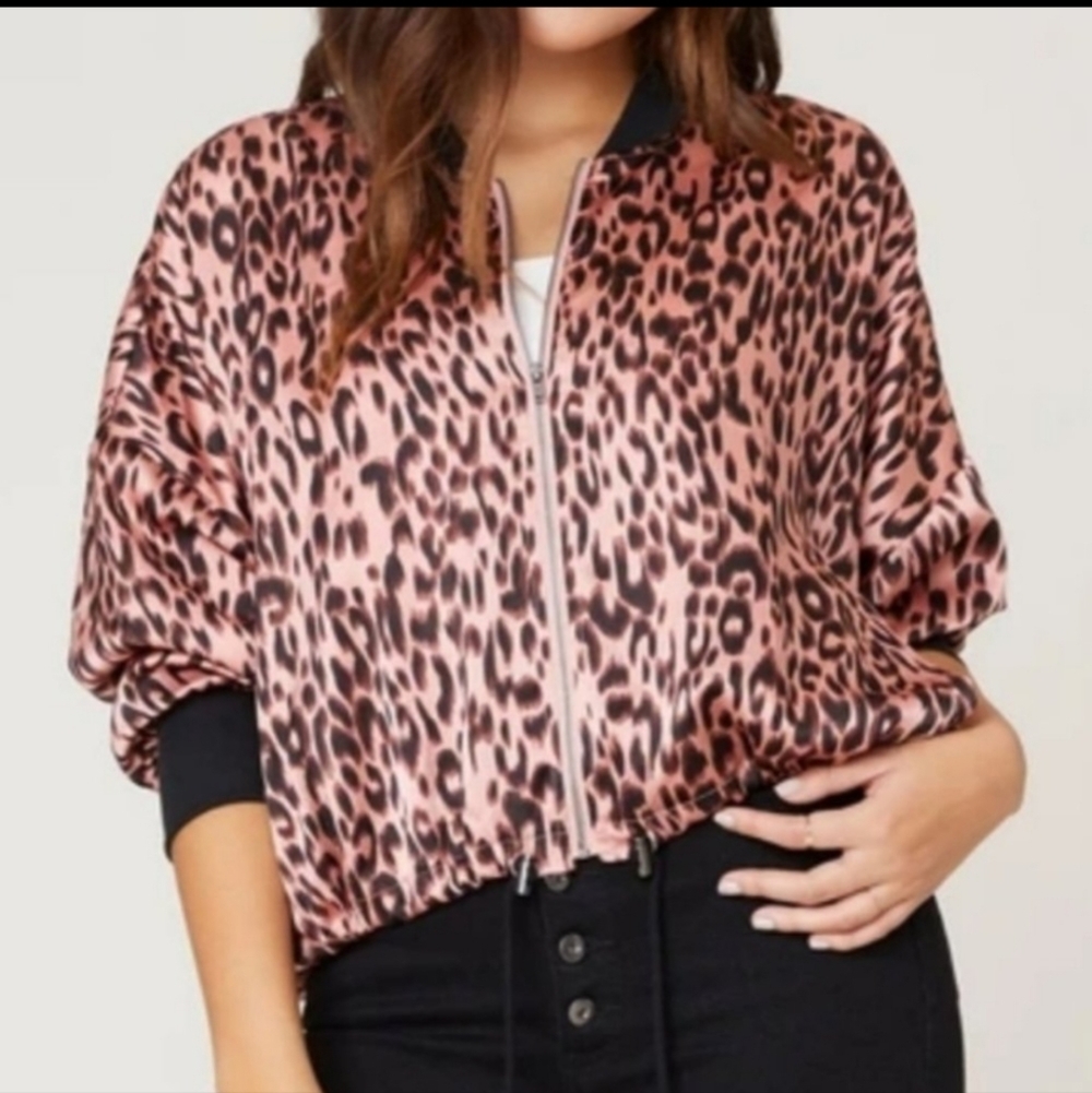 Jack by BB Dakota Some LIke Rawr Cheetah Bomber Jacket Size XS